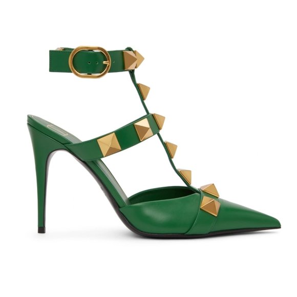 Valentino Garavani Roman Stud Sandal Size 37.5 NIB